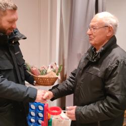 Die Schachsparte gratuliert Peter Schneider zu einem ganz besonderen Geburtstag